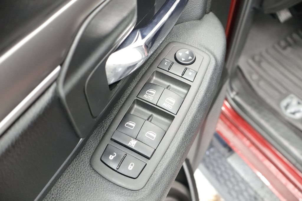 Certified 2023 RAM 1500 Classic Warlock AWD/4WD image 27