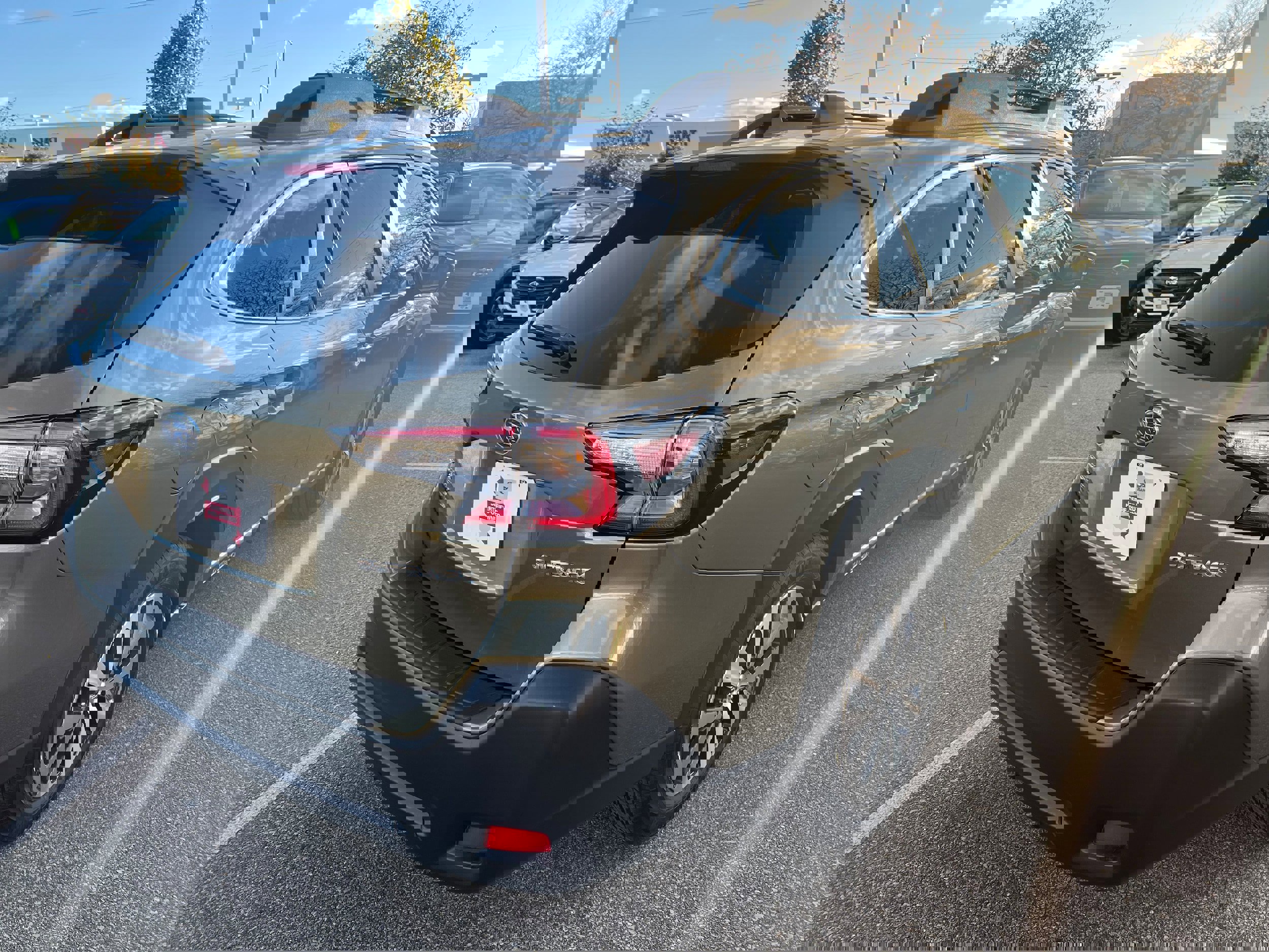 Certified 2025 Subaru Outback Premium w/ Popular Package #1A image 7