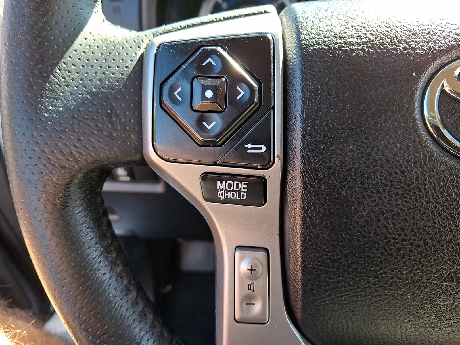 Used 2019 Toyota 4Runner SR5 image 21