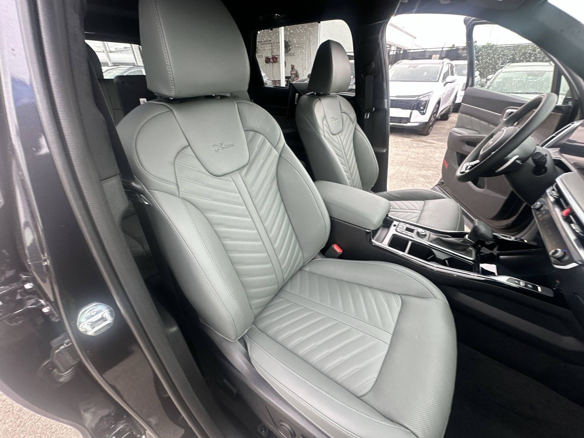 New 2025 Kia Sorento SX Prestige w/ Sage Leather Package image 28
