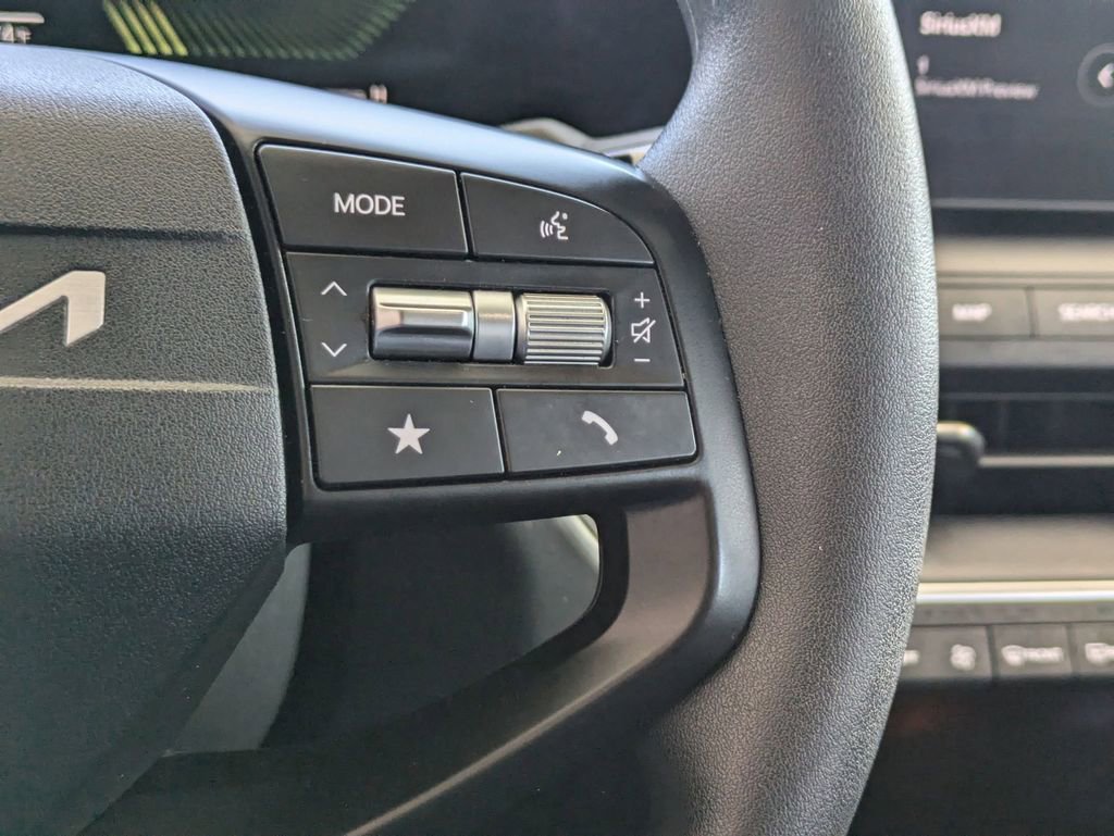 Used 2025 Kia K4 LXS image 20