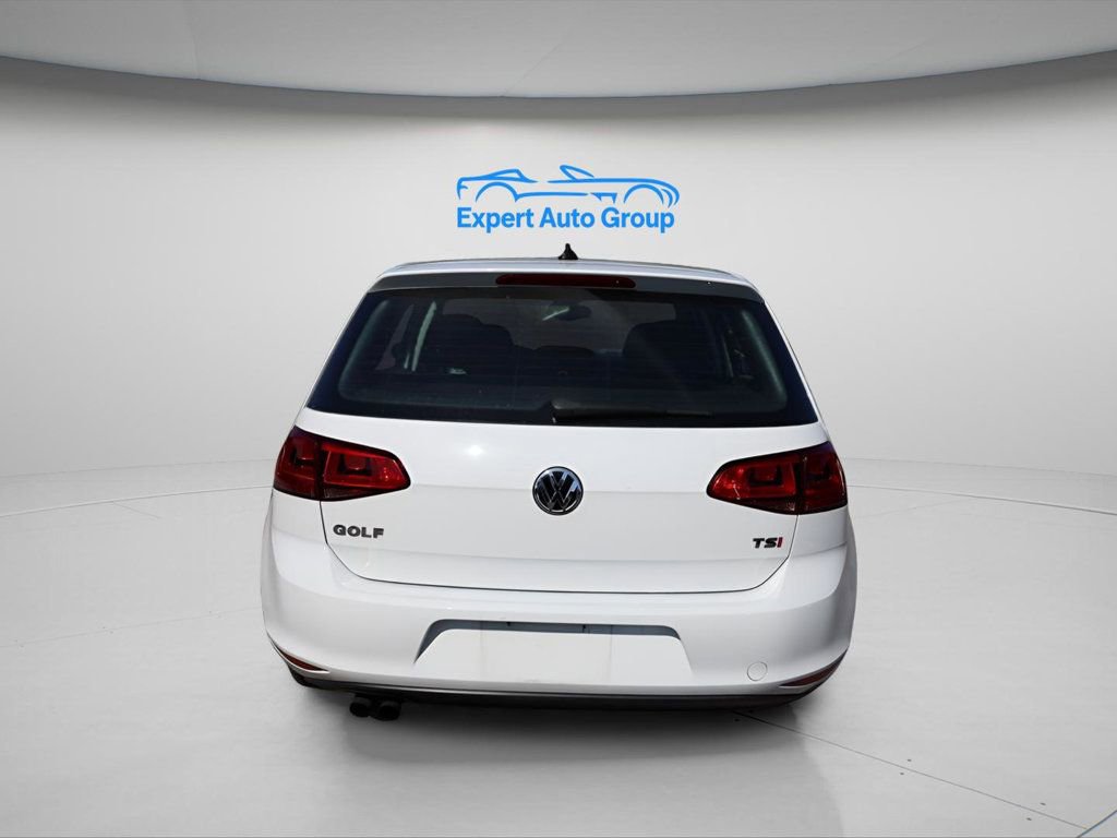 Used 2017 Volkswagen Golf S image 9