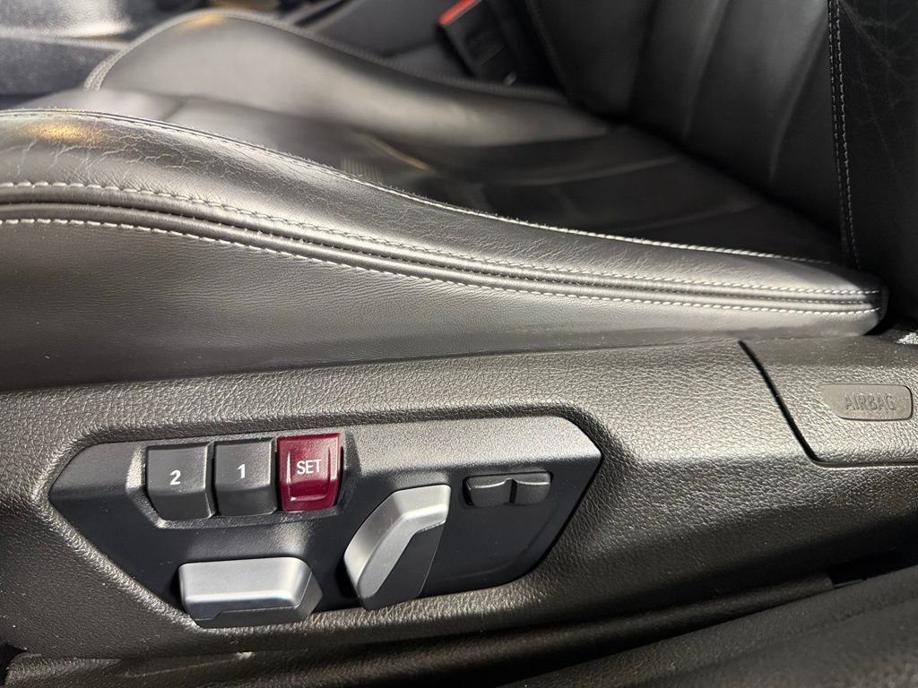 Used 2020 BMW M4 Coupe w/ Competition Package RWD image 21