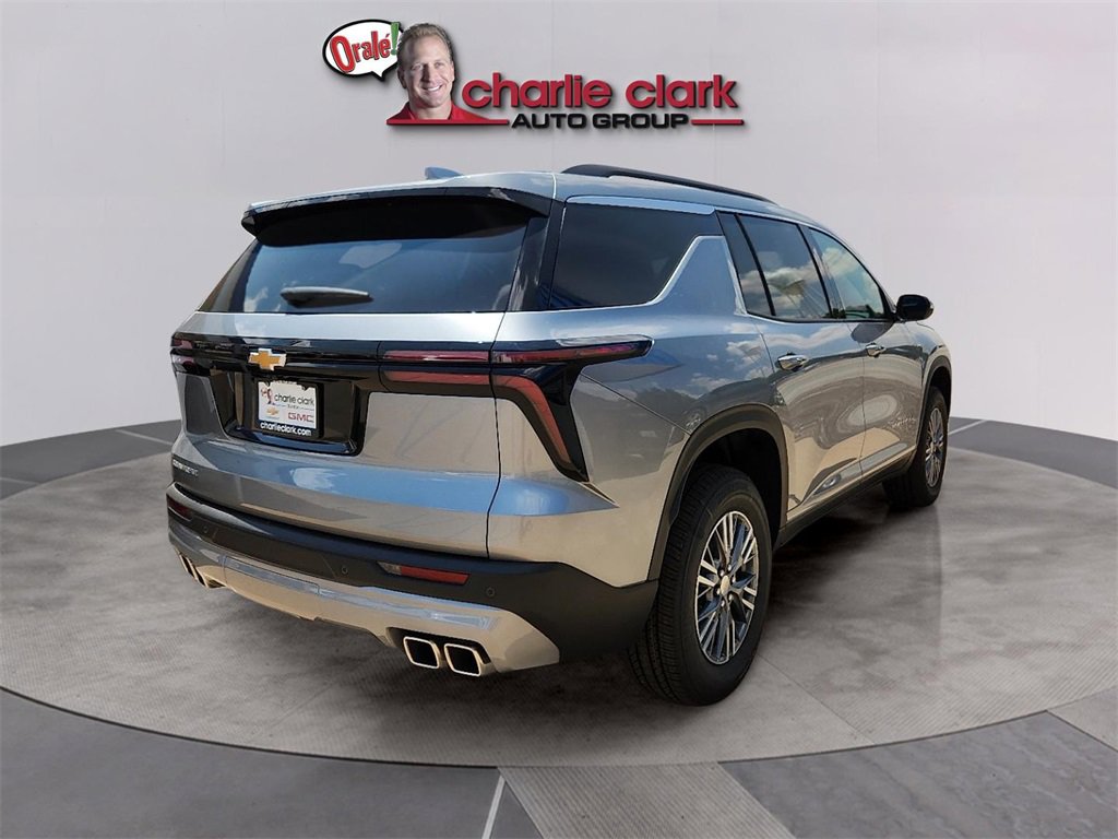 New 2026 Chevrolet Traverse LT w/ LPO, Floor Liner Package image 4