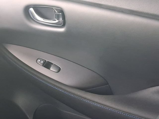 Used 2025 Nissan Leaf S FWD image 31