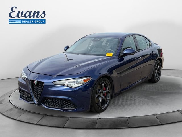 Used 2017 Alfa Romeo Giulia Ti w/ TI 19" Sport Package AWD/4WD image 1