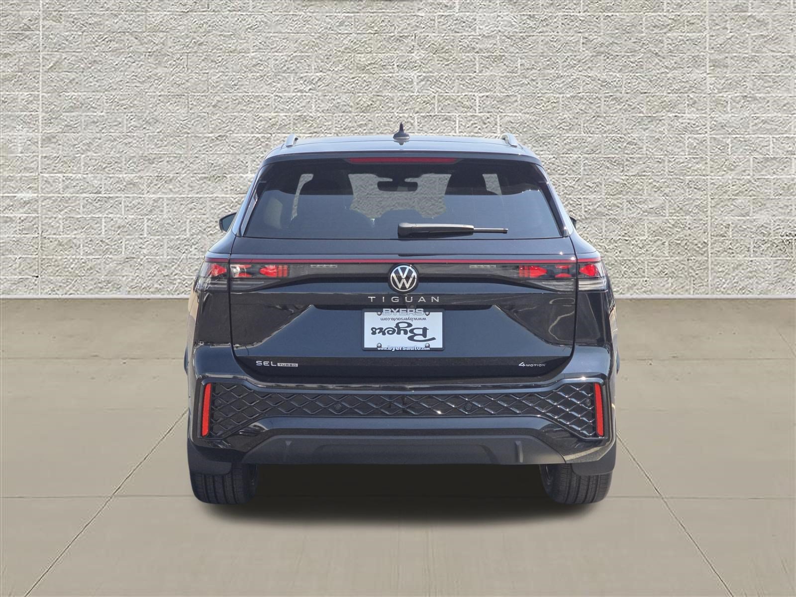 New 2026 Volkswagen Tiguan SEL R-Line AWD/4WD image 6