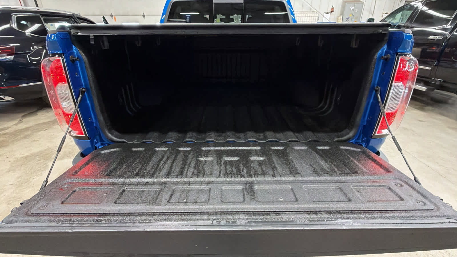 Certified 2022 GMC Canyon Elevation w/ Elevation Premium Package image 25