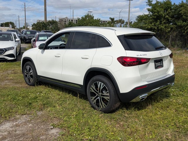 New 2026 Mercedes-Benz GLA 250 image 8