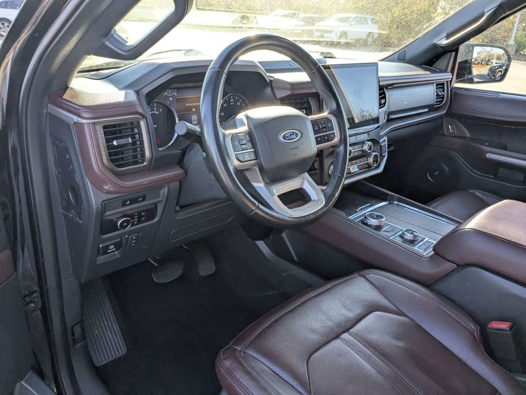 Used 2024 Ford Expedition Max Limited AWD/4WD image 18