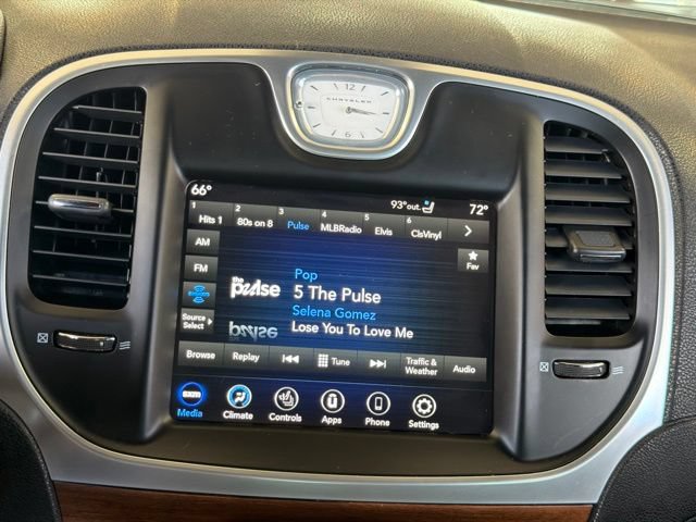 Used 2018 Chrysler 300 C w/ Safetytec Plus Group RWD image 24