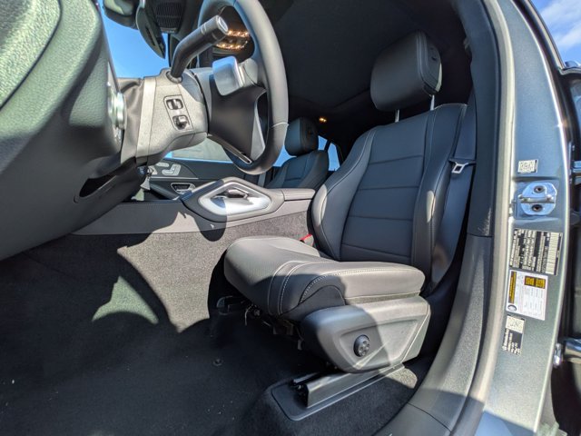 New 2026 Mercedes-Benz GLE 450 4MATIC Coupe image 4