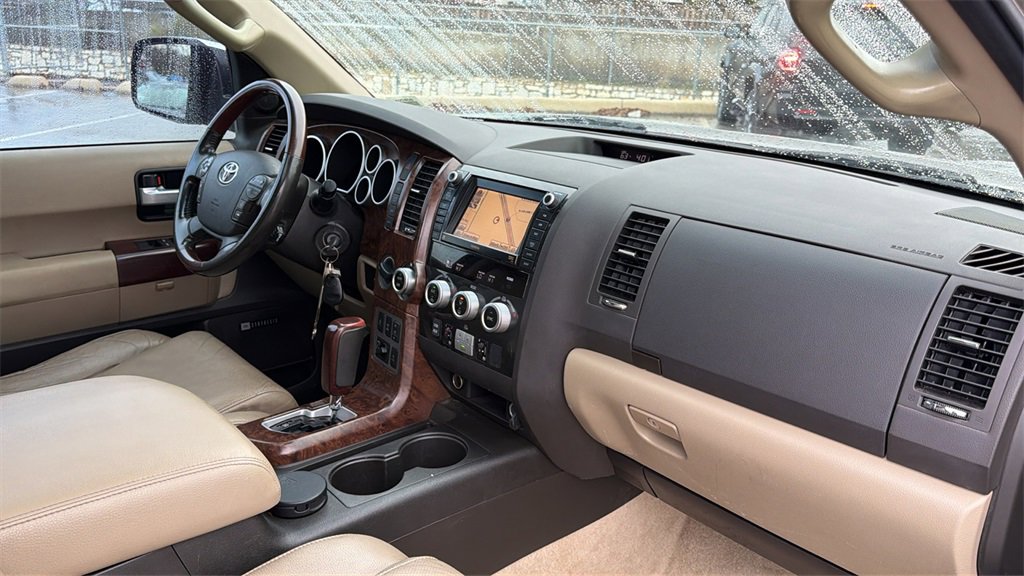 Used 2011 Toyota Sequoia Platinum image 49