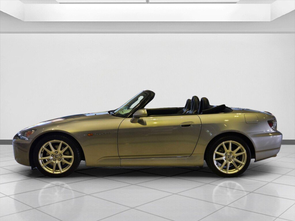 Used 2005 Honda S2000 image 7