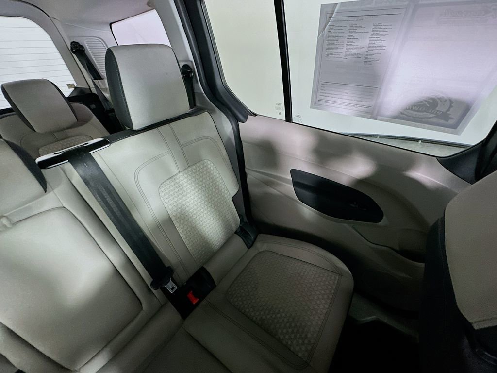 Used 2023 Ford Transit Connect XLT FWD image 14
