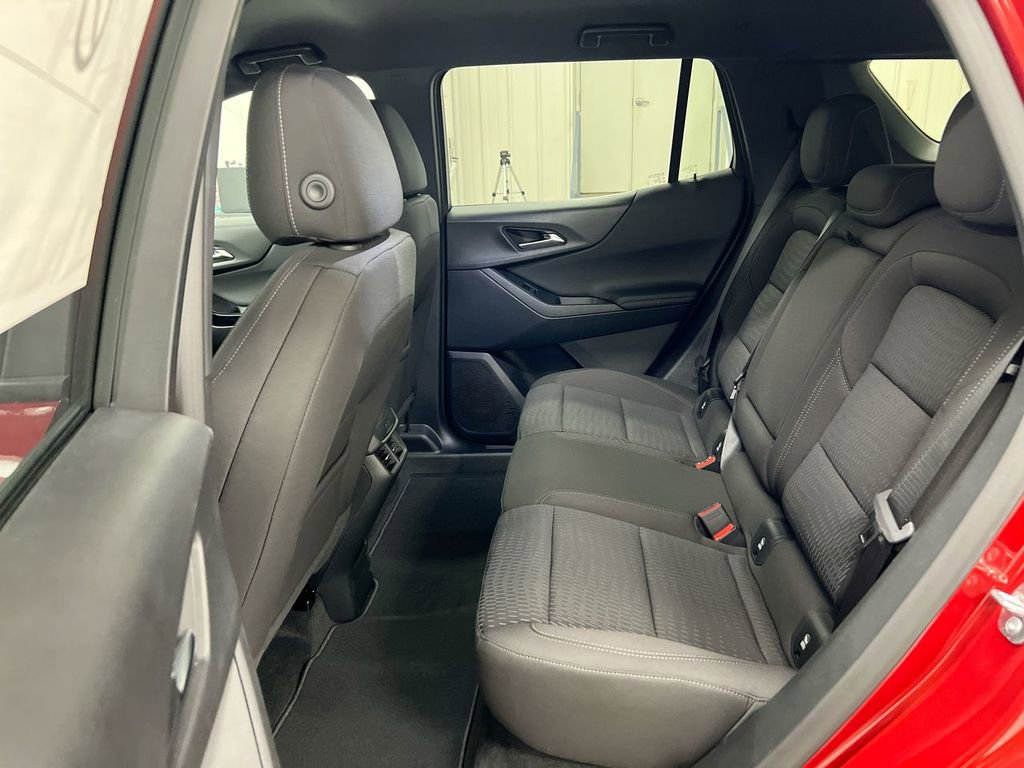 New 2026 Chevrolet Equinox LT image 23