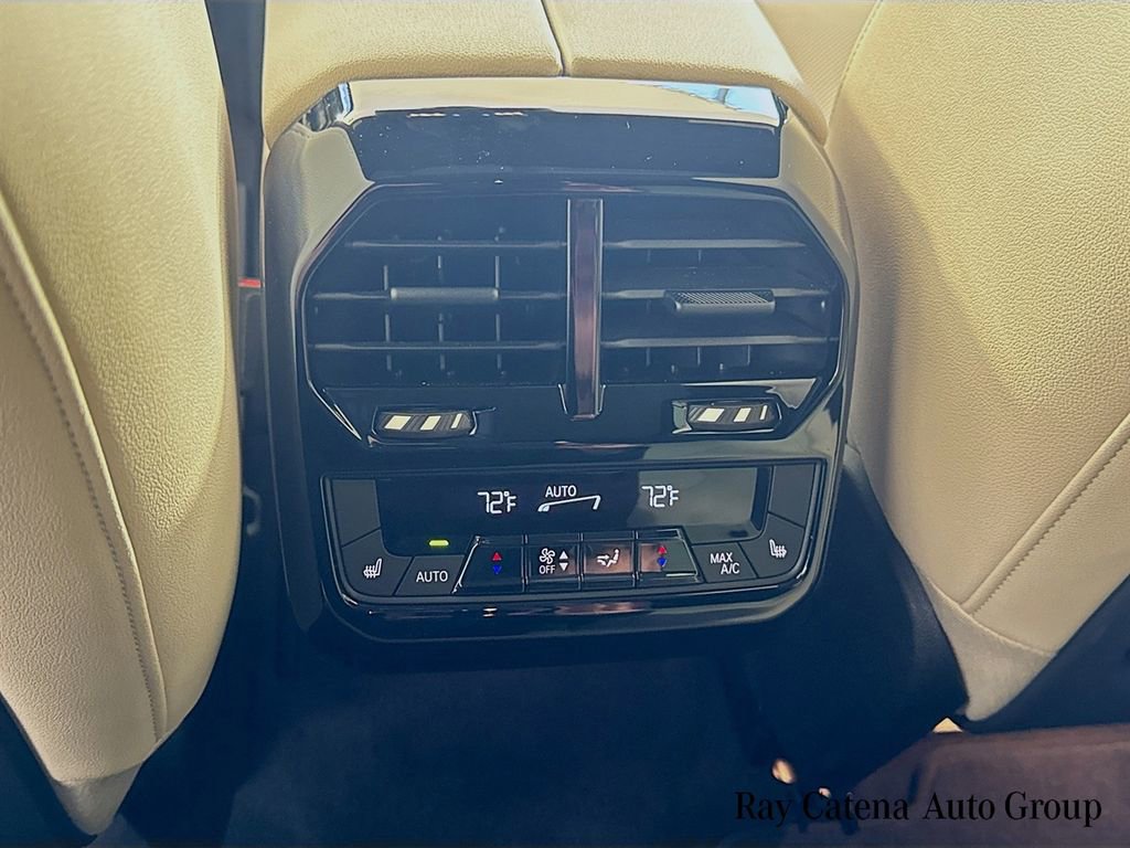 Used 2024 BMW iX xDrive50 w/ Sport Package image 25