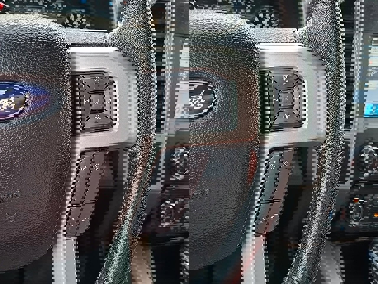 Used 2018 Ford F150 Lariat w/ Equipment Group 501A Mid image 26