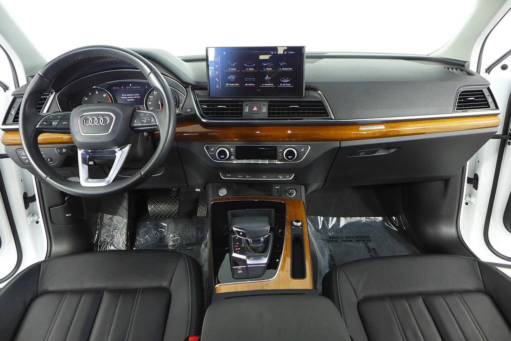Used 2023 Audi Q5 2.0T Premium AWD/4WD image 24