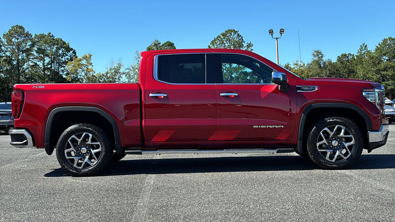 Used 2023 GMC Sierra 1500 SLT w/ SLT Premium Plus Package image 46