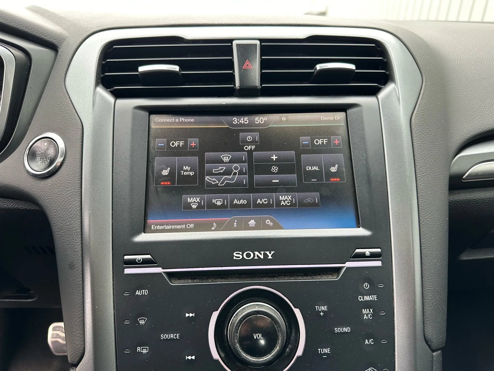 Used 2014 Ford Fusion Titanium image 17