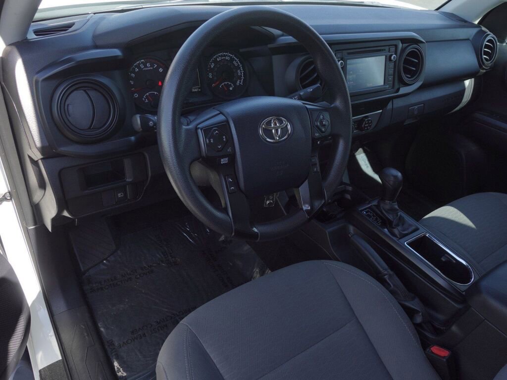 Certified 2019 Toyota Tacoma SR w/ SR Convenience Package image 10