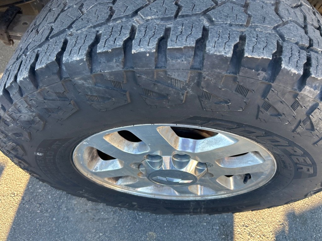 Used 2011 Chevrolet Silverado 2500 LTZ w/ LTZ Plus Package image 9