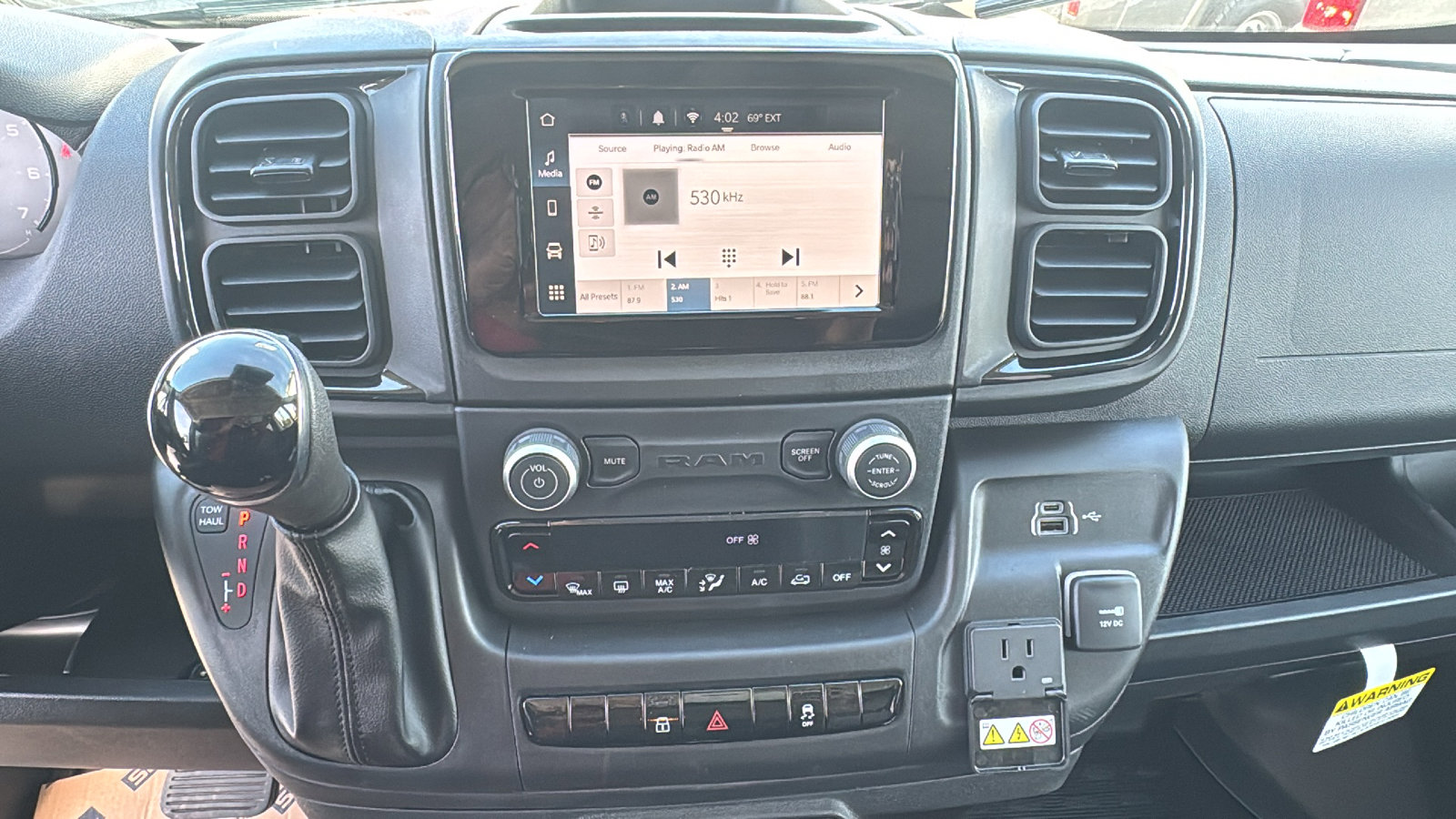 New 2026 RAM ProMaster 3500 w/ Crew Van Package image 16