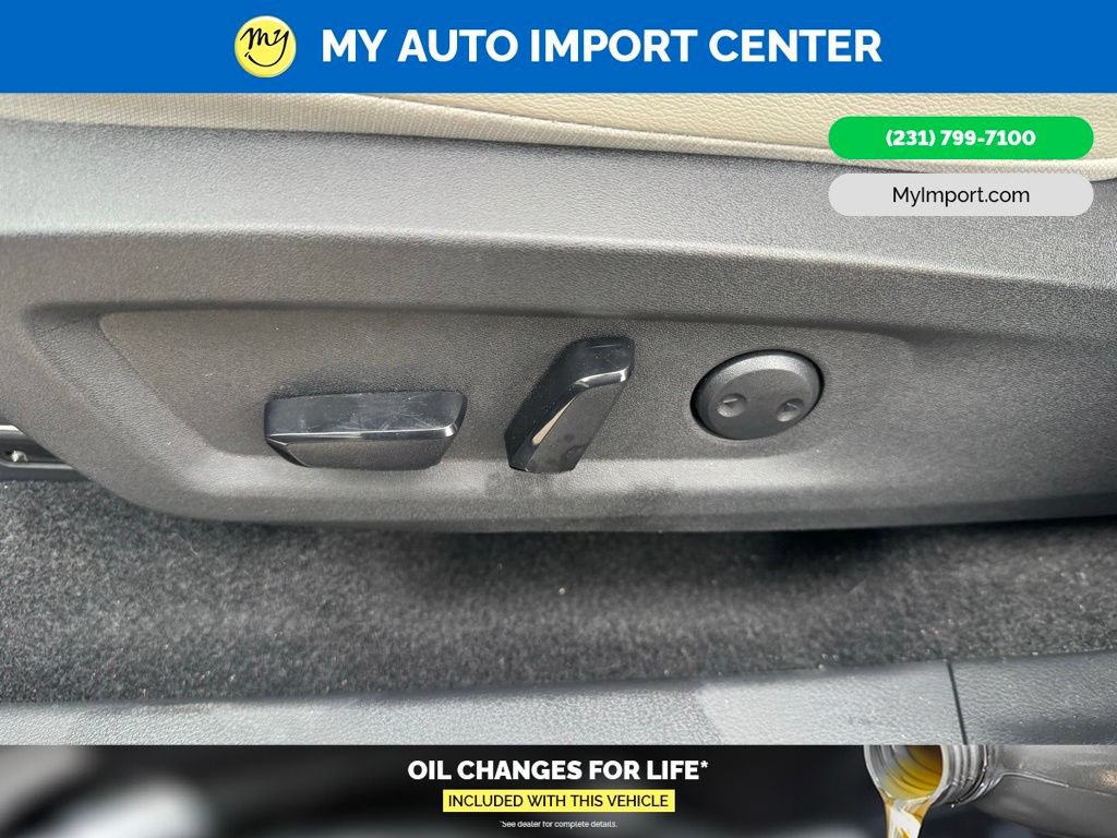 Used 2025 Nissan Murano SV AWD/4WD image 10