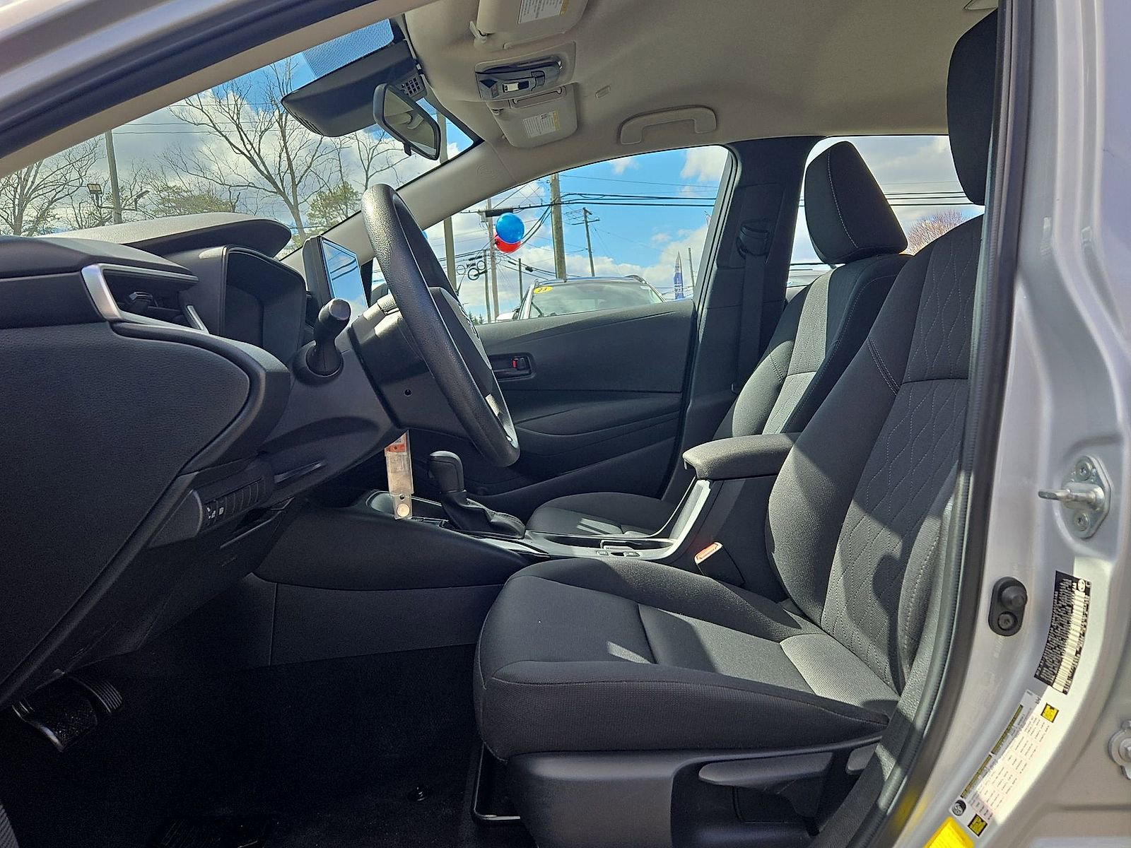 Used 2023 Toyota Corolla LE image 17