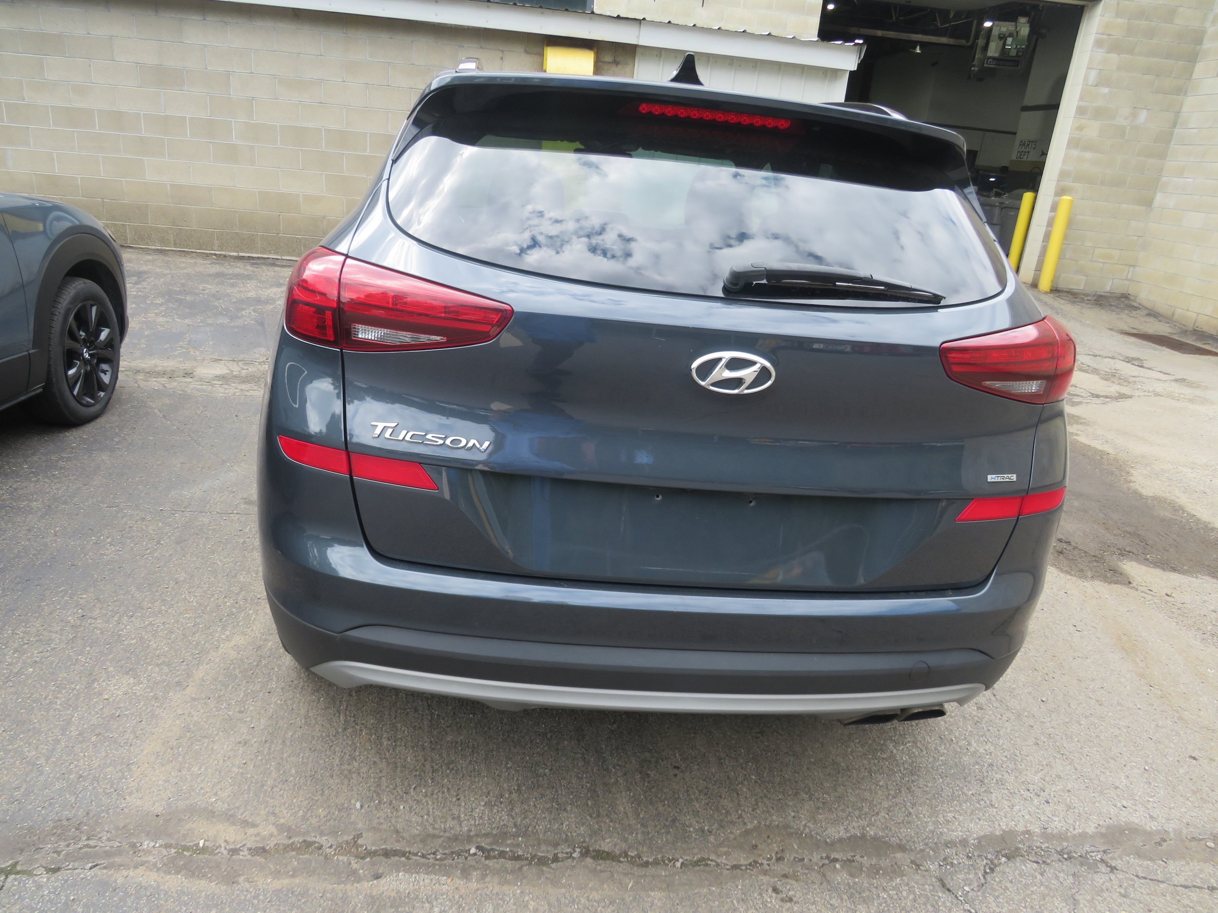 Used 2019 Hyundai Tucson Ultimate w/ Cargo Package AWD/4WD image 5