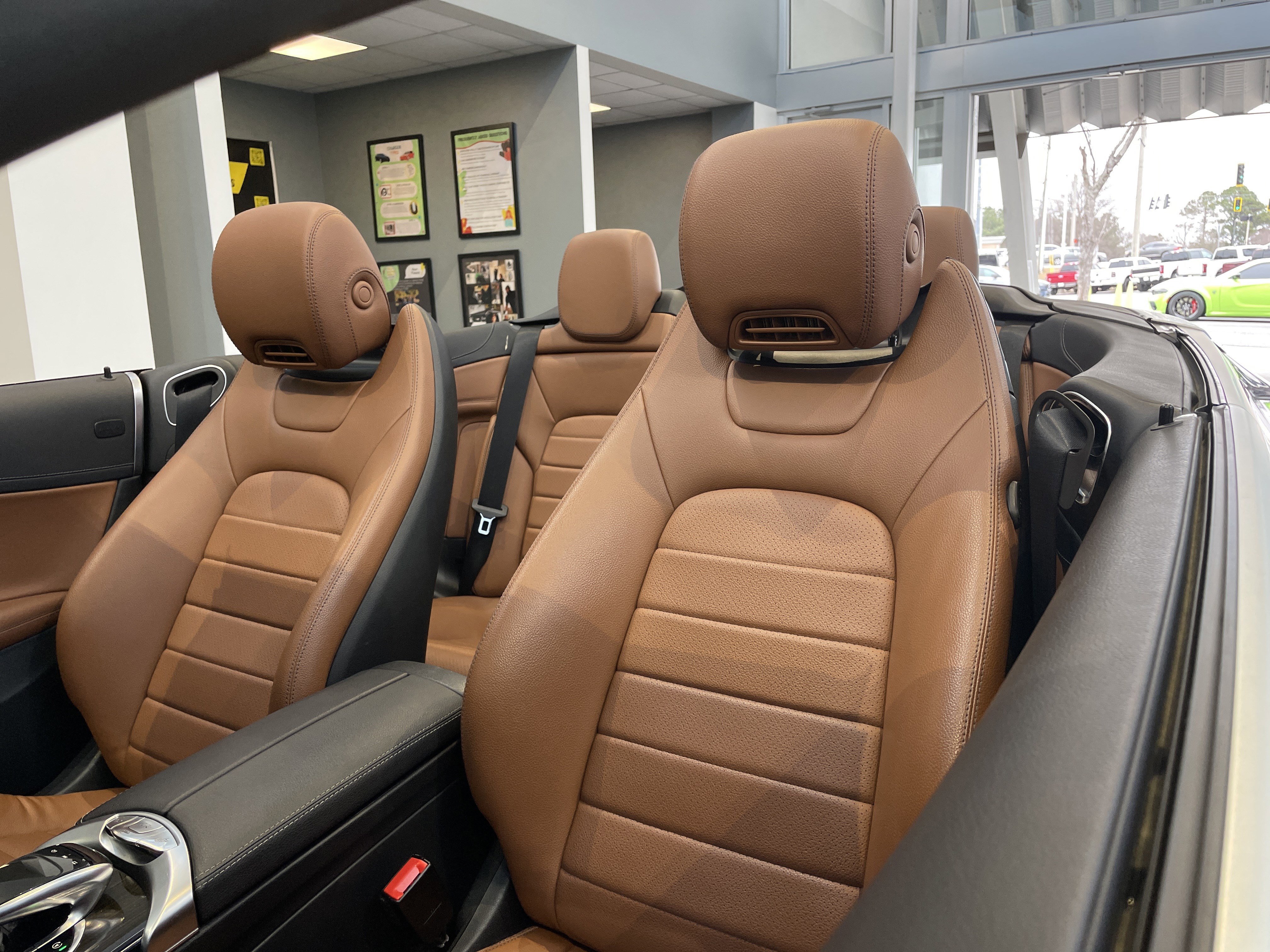 Used 2020 Mercedes-Benz C 300 4MATIC Cabriolet image 37