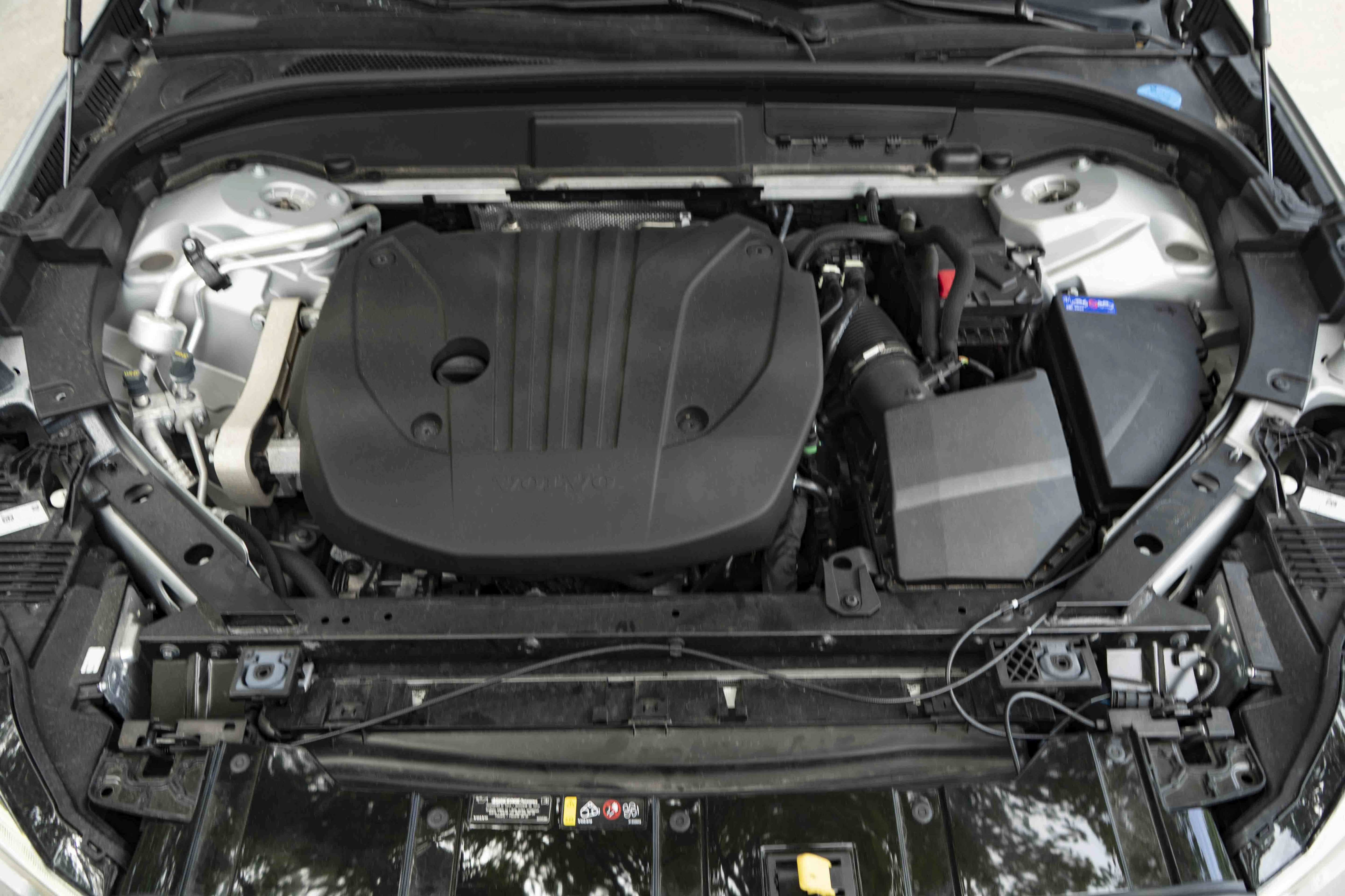 Used 2024 Volvo XC60 B5 Plus AWD/4WD image 42