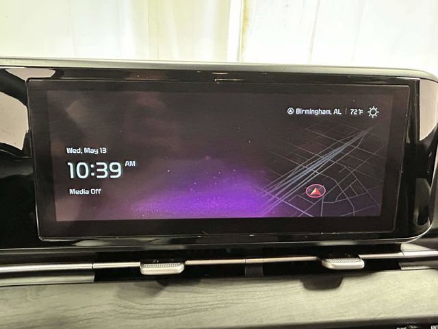 Used 2024 Kia Carnival EX FWD image 16