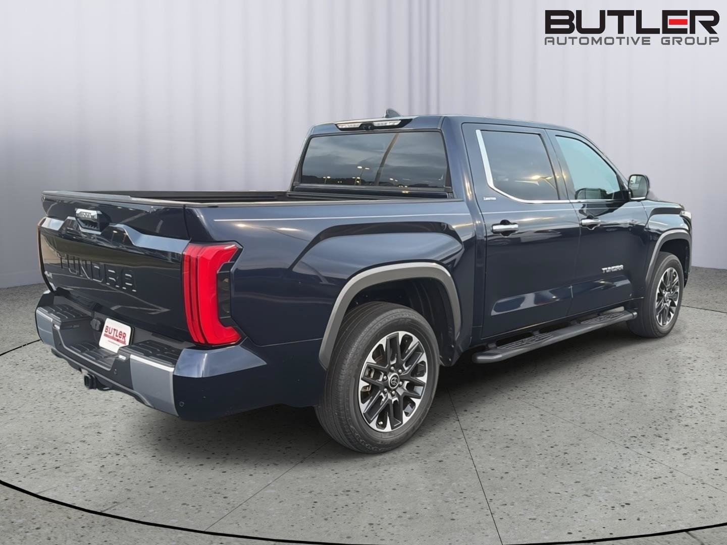 Used 2023 Toyota Tundra Limited AWD/4WD image 7