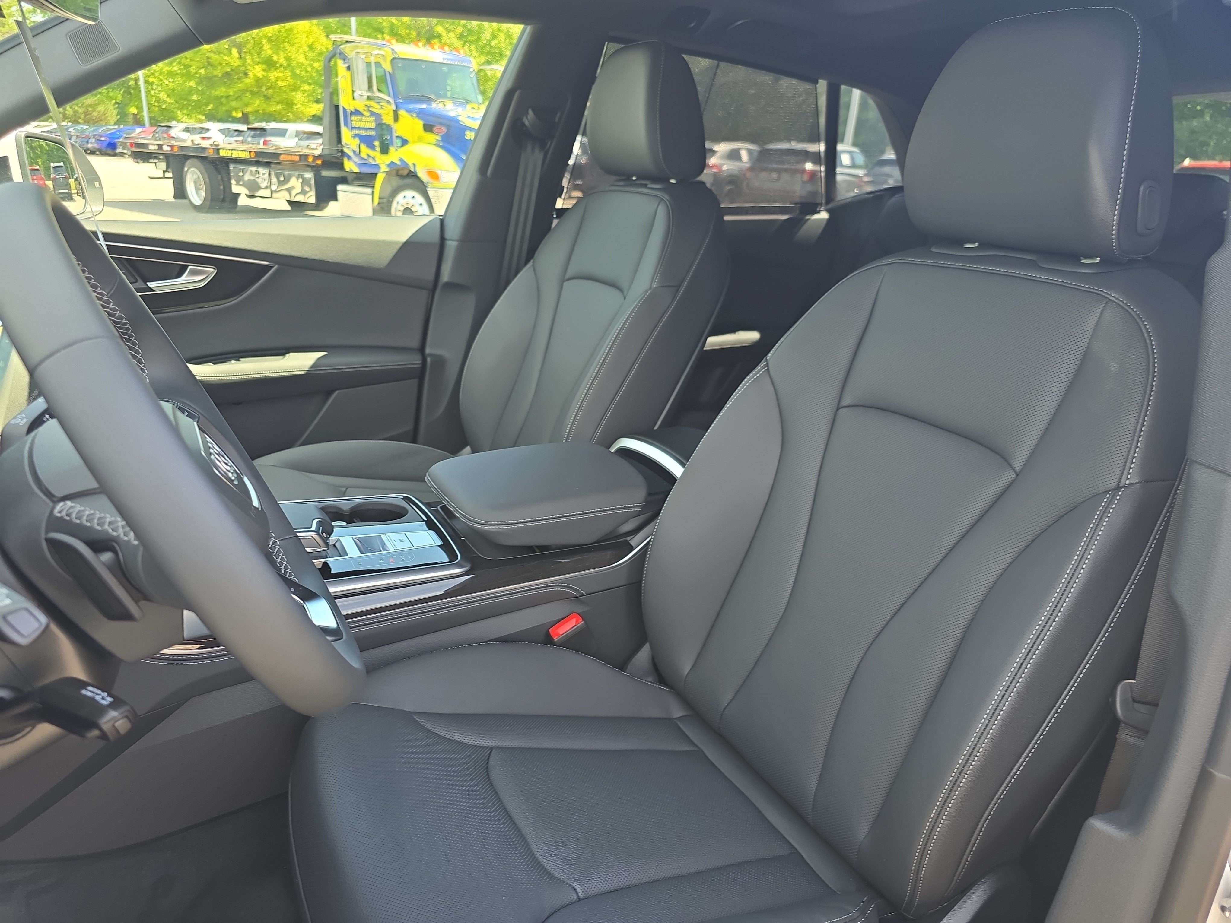 New 2027 Audi Q8 Premium Plus AWD/4WD image 14