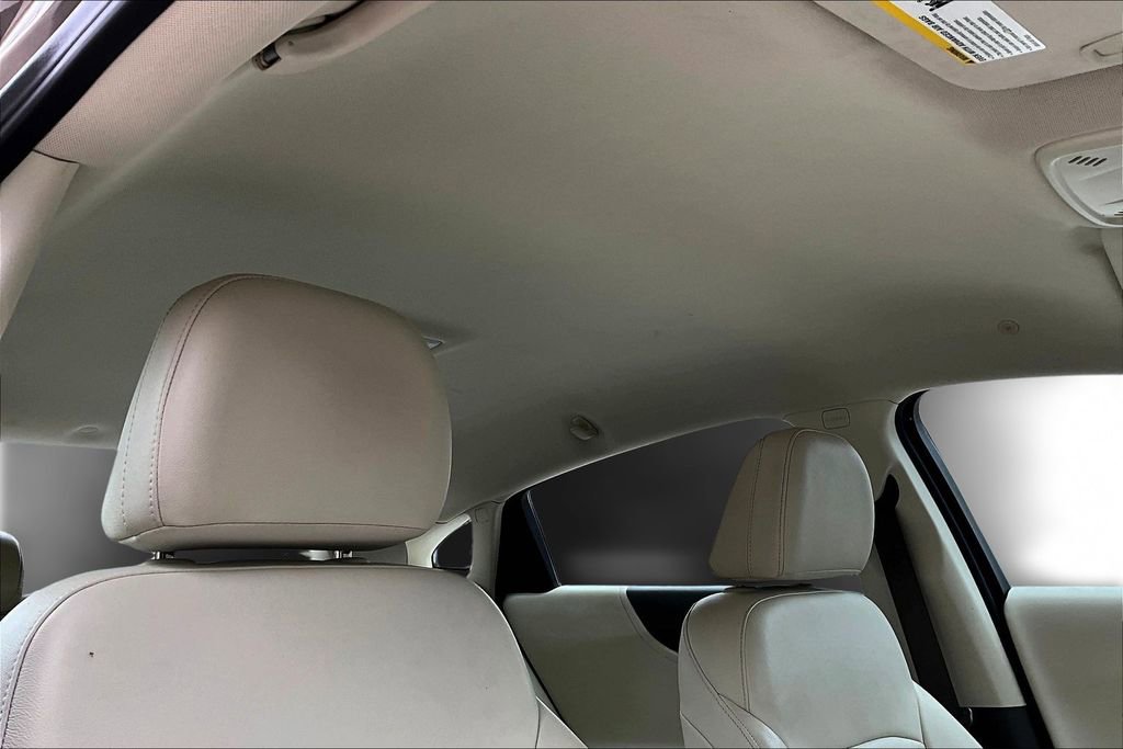 Used 2024 Chevrolet Malibu LT image 26