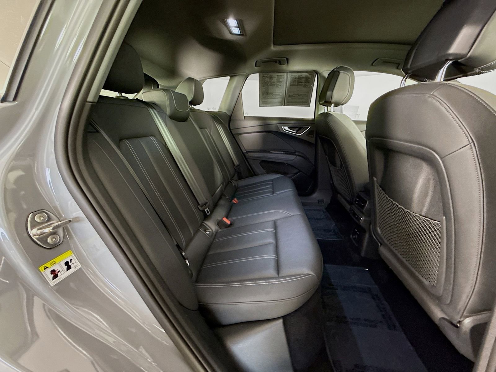 Used 2023 Audi Q4 e-tron Premium Plus w/ Premium Plus image 28