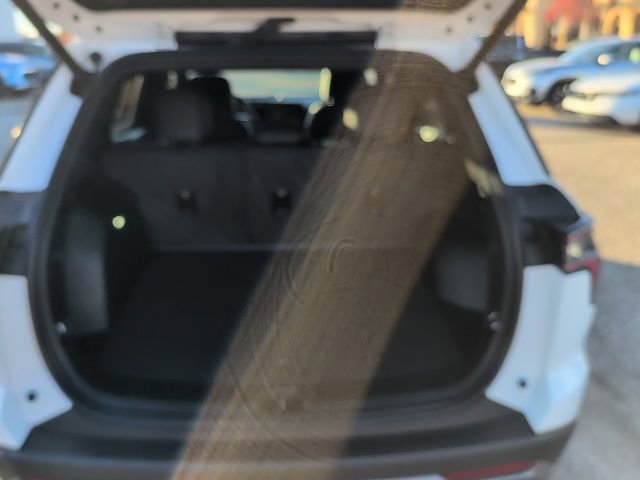 Used 2025 Chevrolet Equinox LT w/ Convenience Package II image 20