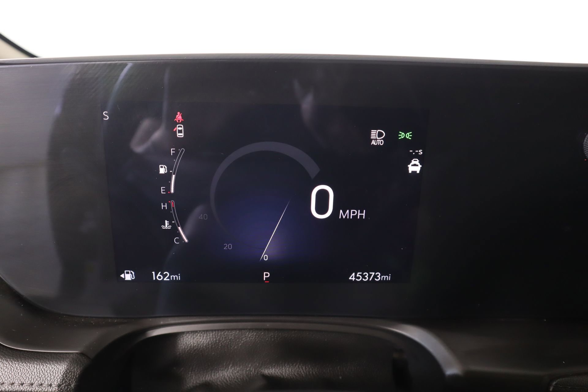 Used 2024 Buick Encore GX Sport Touring w/ Experience Buick Package image 4