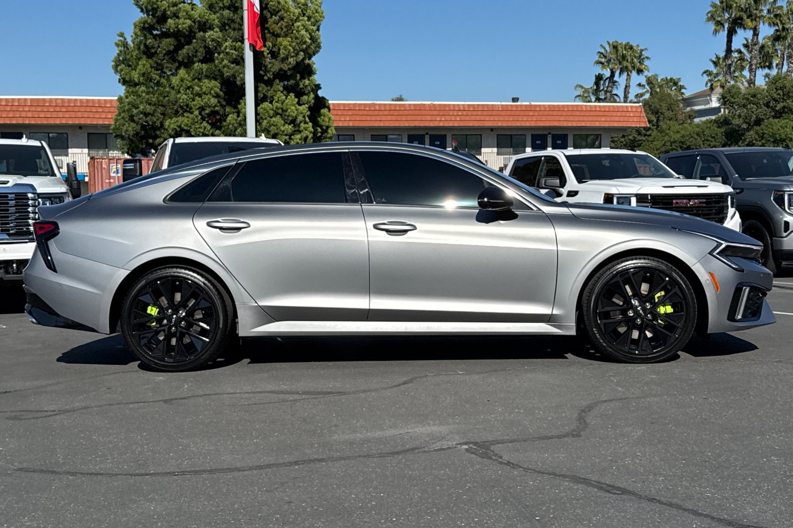 Used 2025 Kia K5 GT w/ GT1 Package image 3