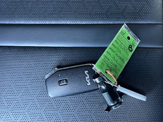 Used 2022 Kia Sorento S image 43
