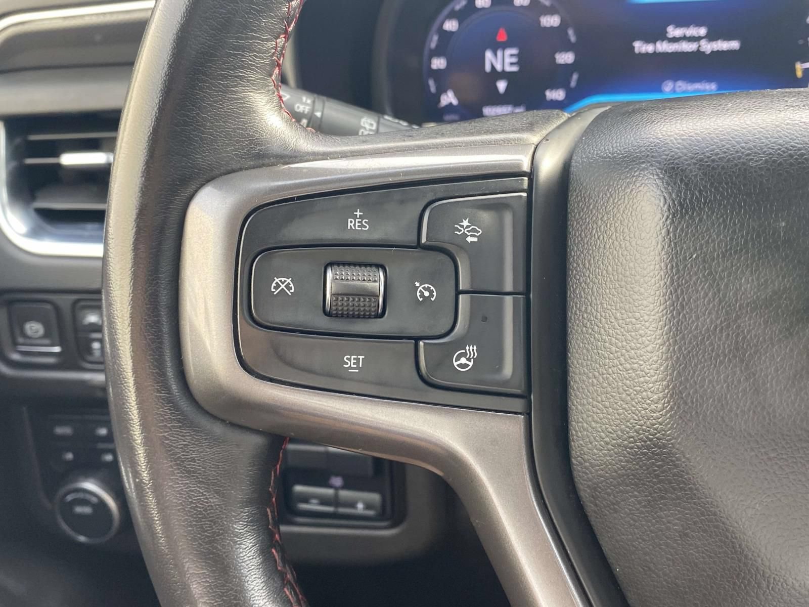 Used 2022 Chevrolet Suburban RST w/ Sport Performance Package AWD/4WD image 25
