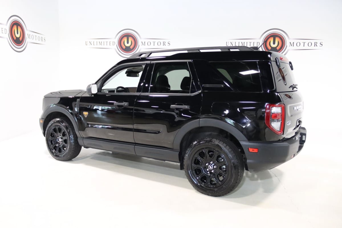 Used 2025 Ford Bronco Sport Badlands AWD/4WD image 3