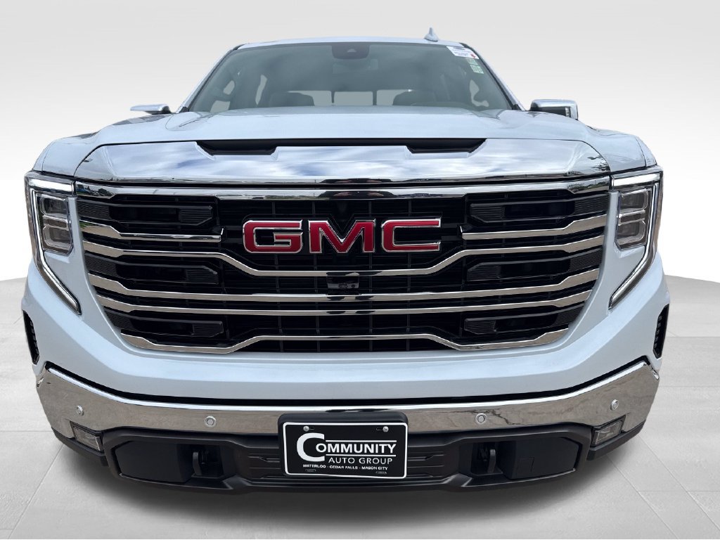 New 2026 GMC Sierra 1500 SLT w/ SLT Premium Plus Package AWD/4WD image 2