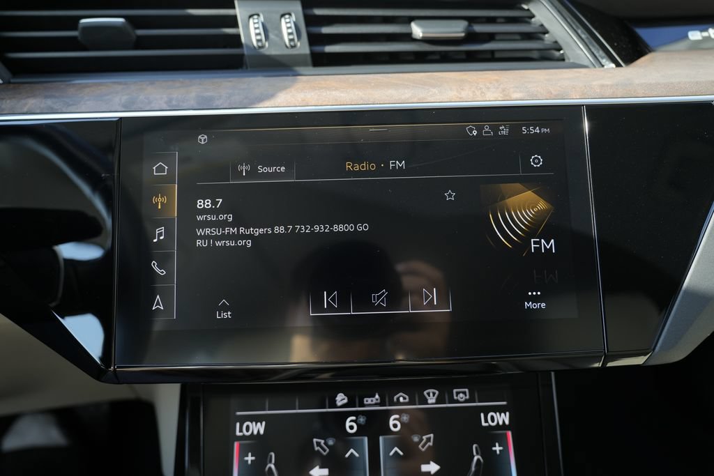 Used 2019 Audi e-tron Prestige AWD/4WD image 65