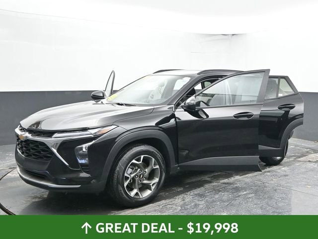 Used 2025 Chevrolet Trax LT image 54