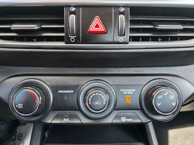 Used 2024 Kia Forte LXS image 14