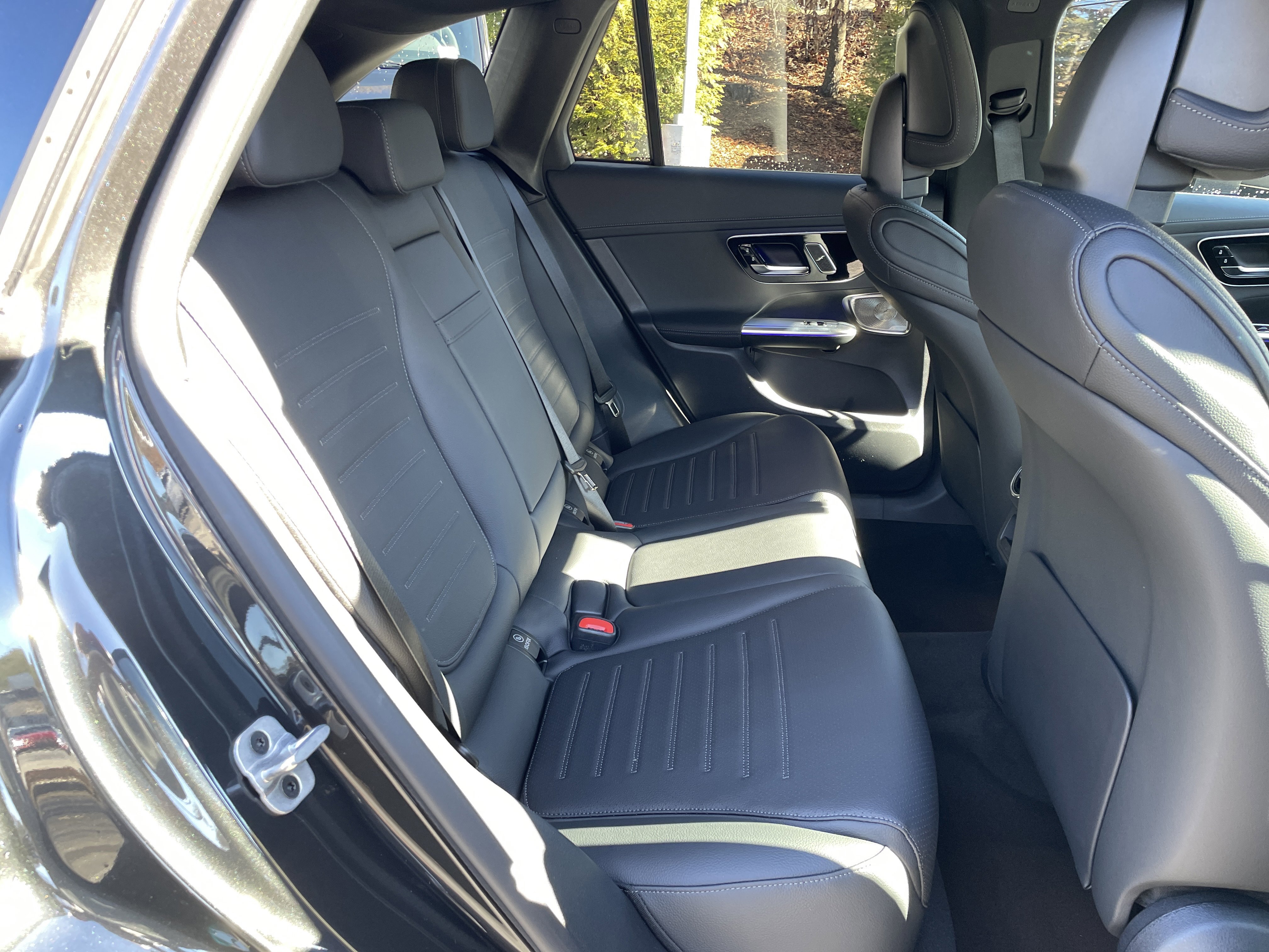 New 2026 Mercedes-Benz GLC 300 4MATIC image 40