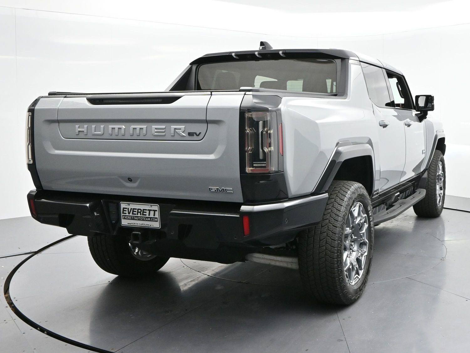 Used 2024 GMC Hummer EV 3X AWD/4WD image 4